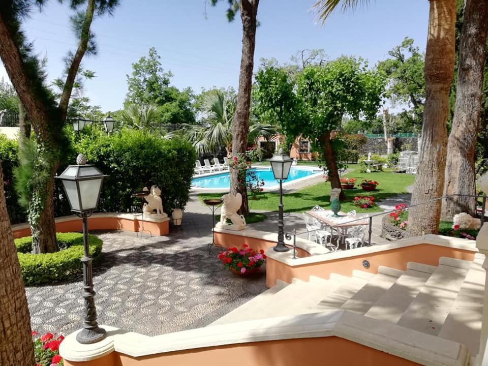 Paradiso Dell'etna Hotel